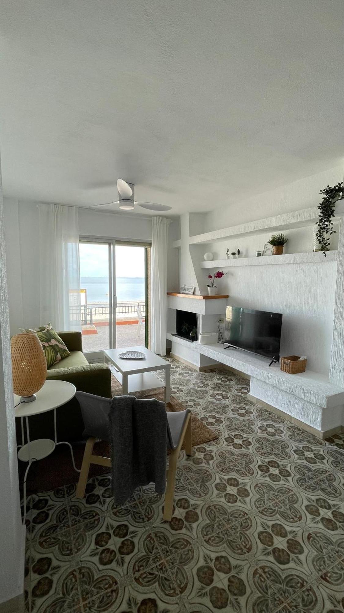Apartment Charming Beachfront